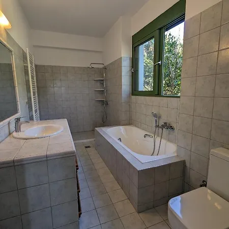 Moschatella House - 3 Double Ensuites * Kardhakáta