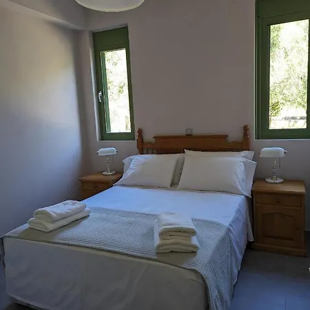 Semesterbostad Moschatella House - 3 Double Ensuites *